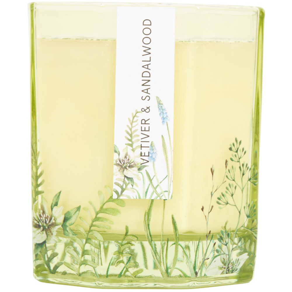 Vetiver and Sandalwood Candle Image 2