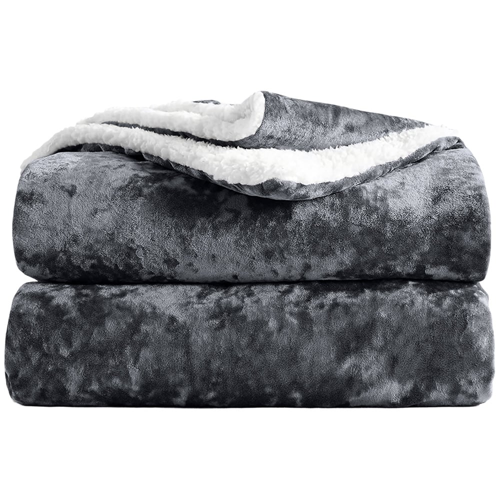 Velosso Charcoal Crushed Velvet Throw 125 x 200cm Image 1
