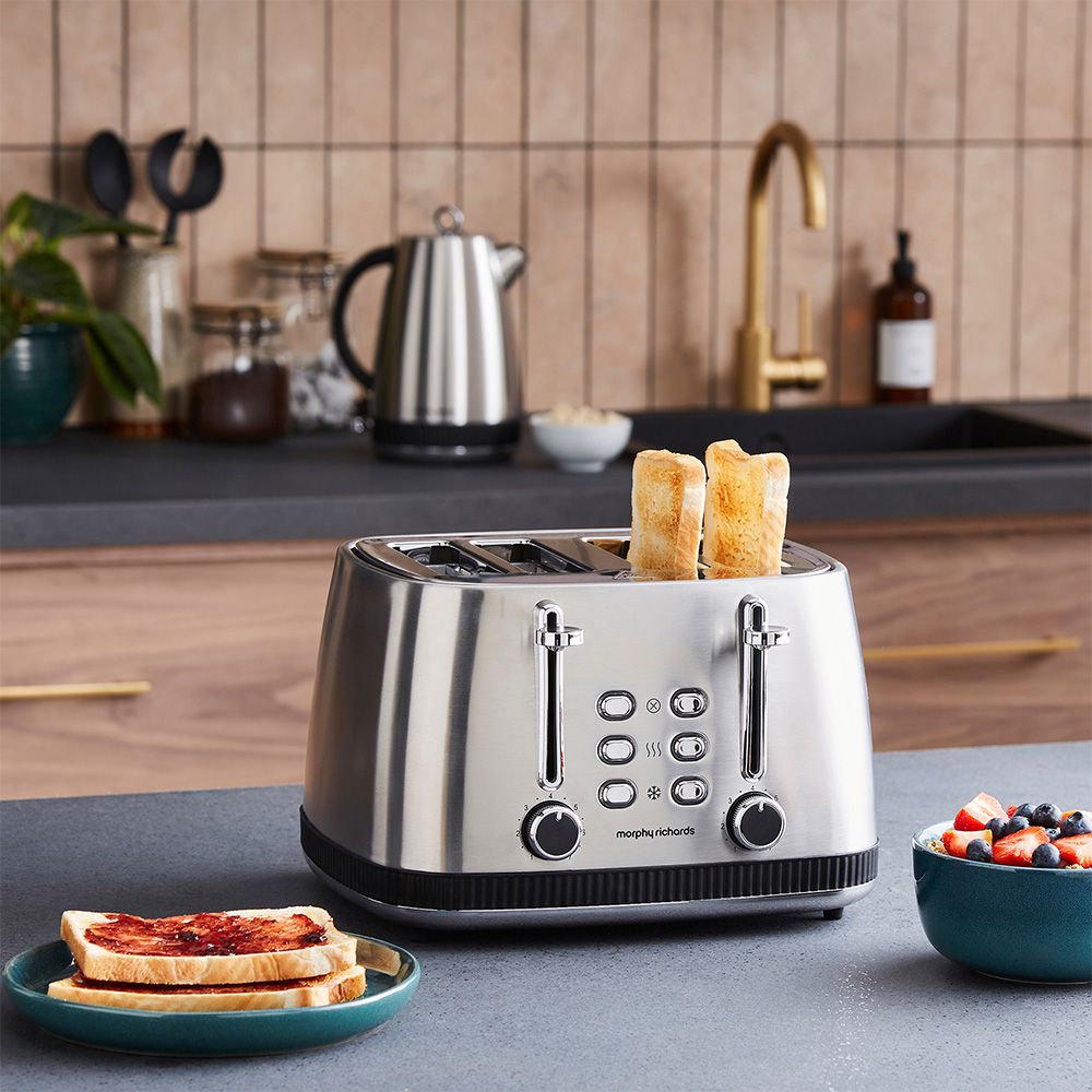 Morphy Richards Mexborough 242901 Black Trim Stainless Steel 4 Slice Toaster Image 2