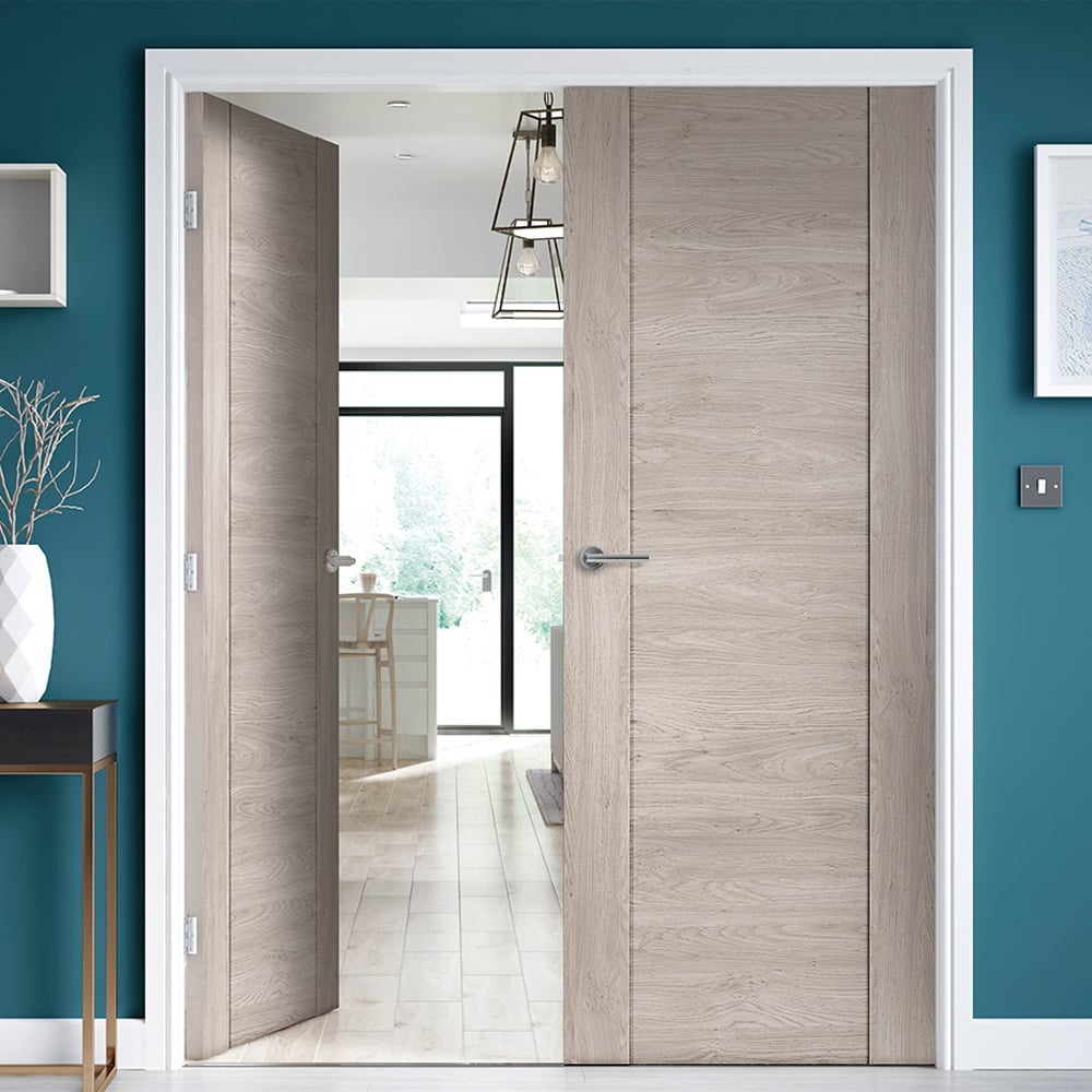 JB Kind Alabama Light Grey Laminated Internal Door 1981 x 686mm Image 2