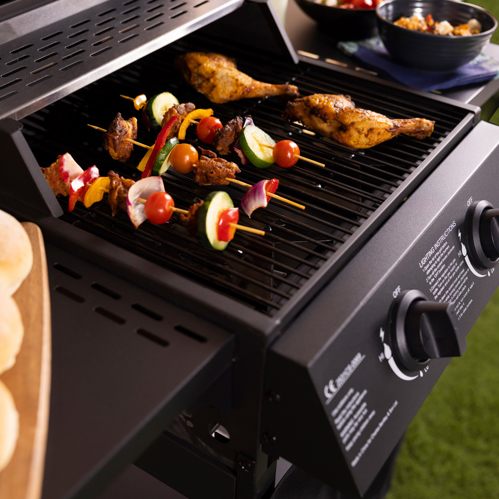 Charles Bentley Deluxe Auto Ignition 2 Burner Gas BBQ Black Image 7