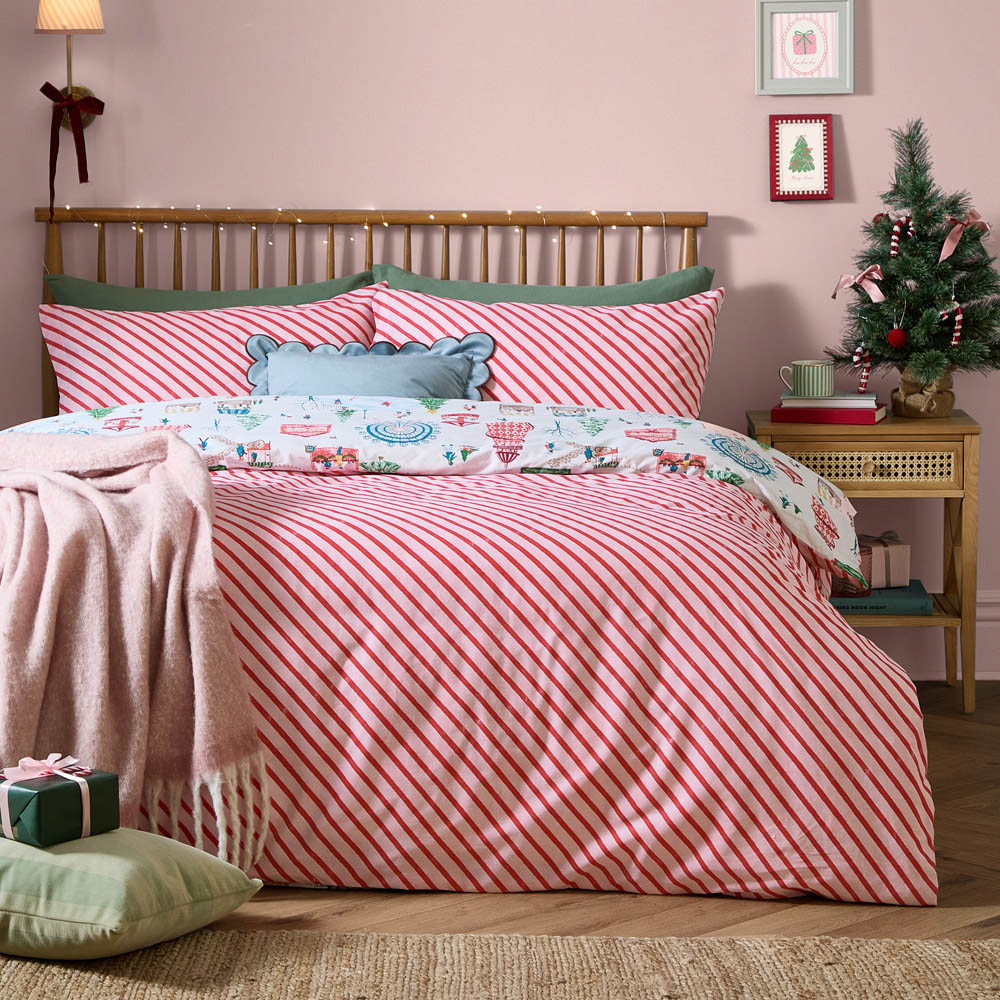Furn Christmas Winter Wonderland King Size Red Reversible Duvet Cover Set Image 2