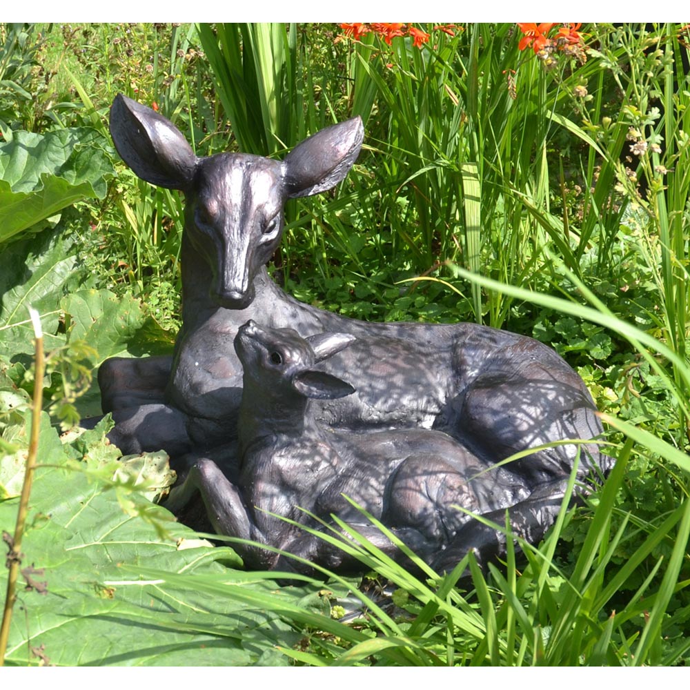 Inspirational Gifting Doe and Baby Fawn Polystone Resin Garden Ornament Large Image 2