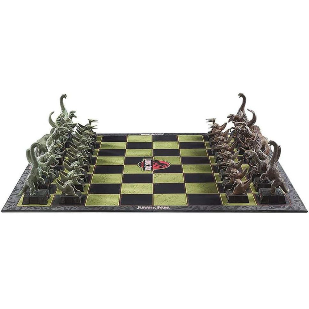 The Noble Collection Jurassic Park Chess Set Image 3