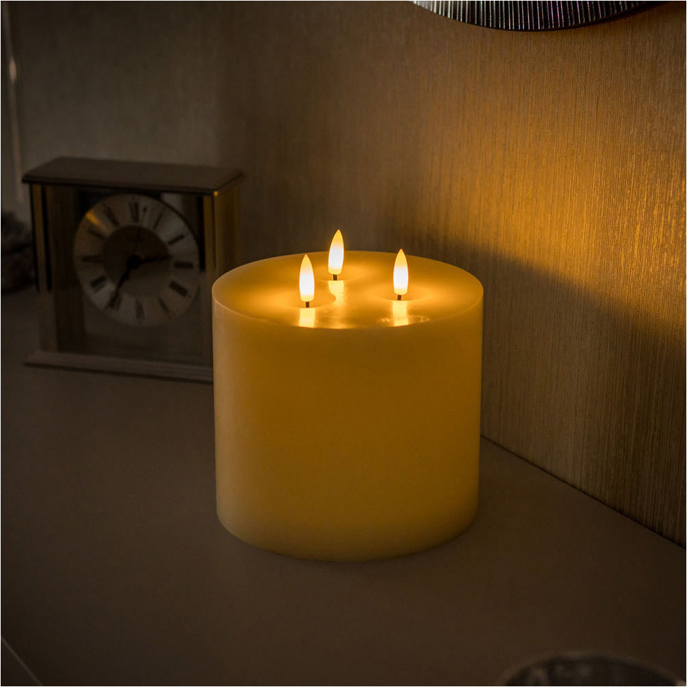 ValueLights 3 Wick Flickering Candle with Remote Image 3