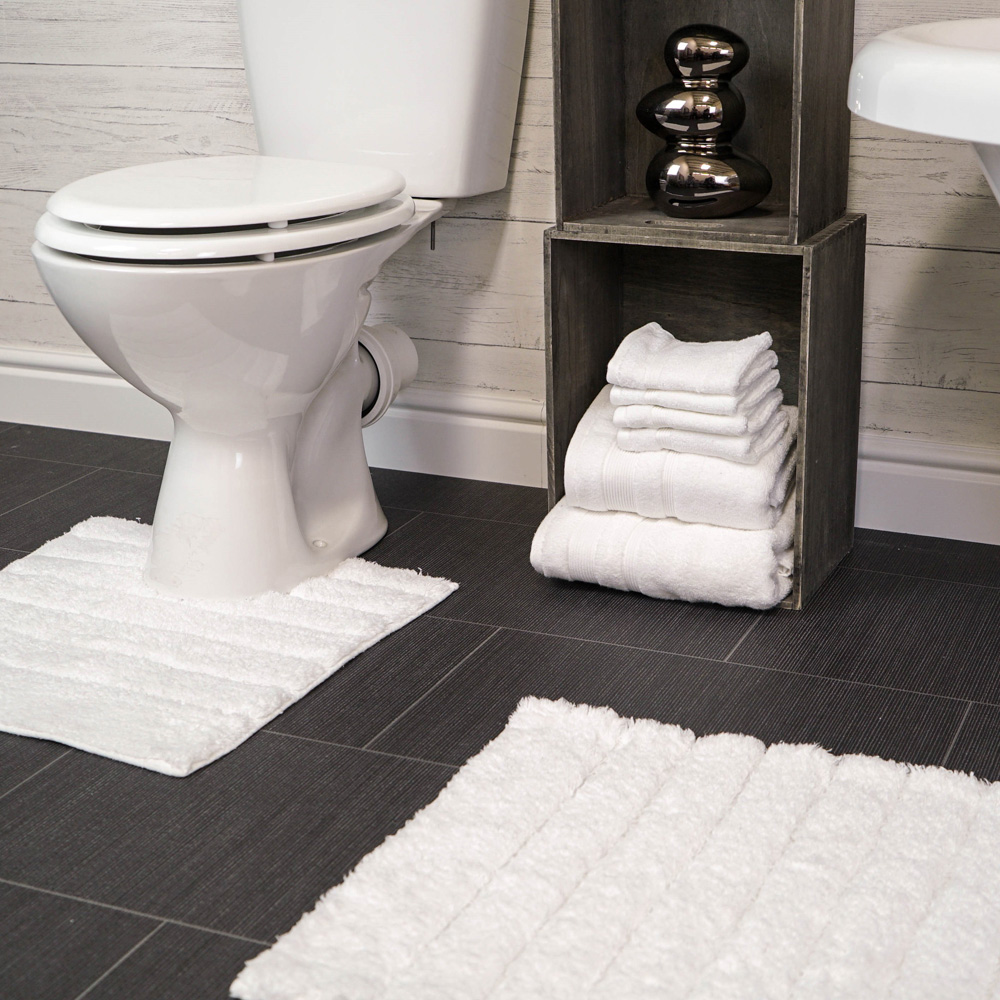 Allure Bath Fashions White Ribbed Bath Mat and Pedestal Mat Set 2 Piece Image 2