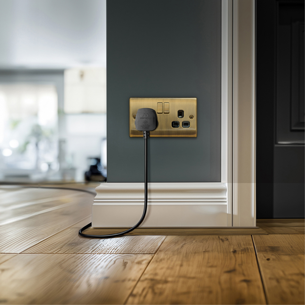 BG Nexus 13A Antique Brass Double Switched Socket 5 Pack Image 5