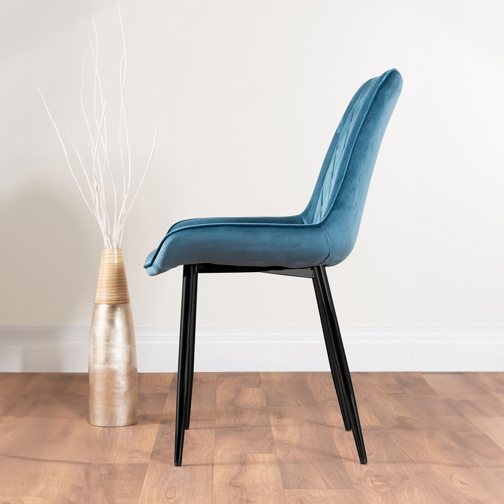 Furniturebox Arona Cesano 4 Seater Round Dining Set Blue and Black Image 4