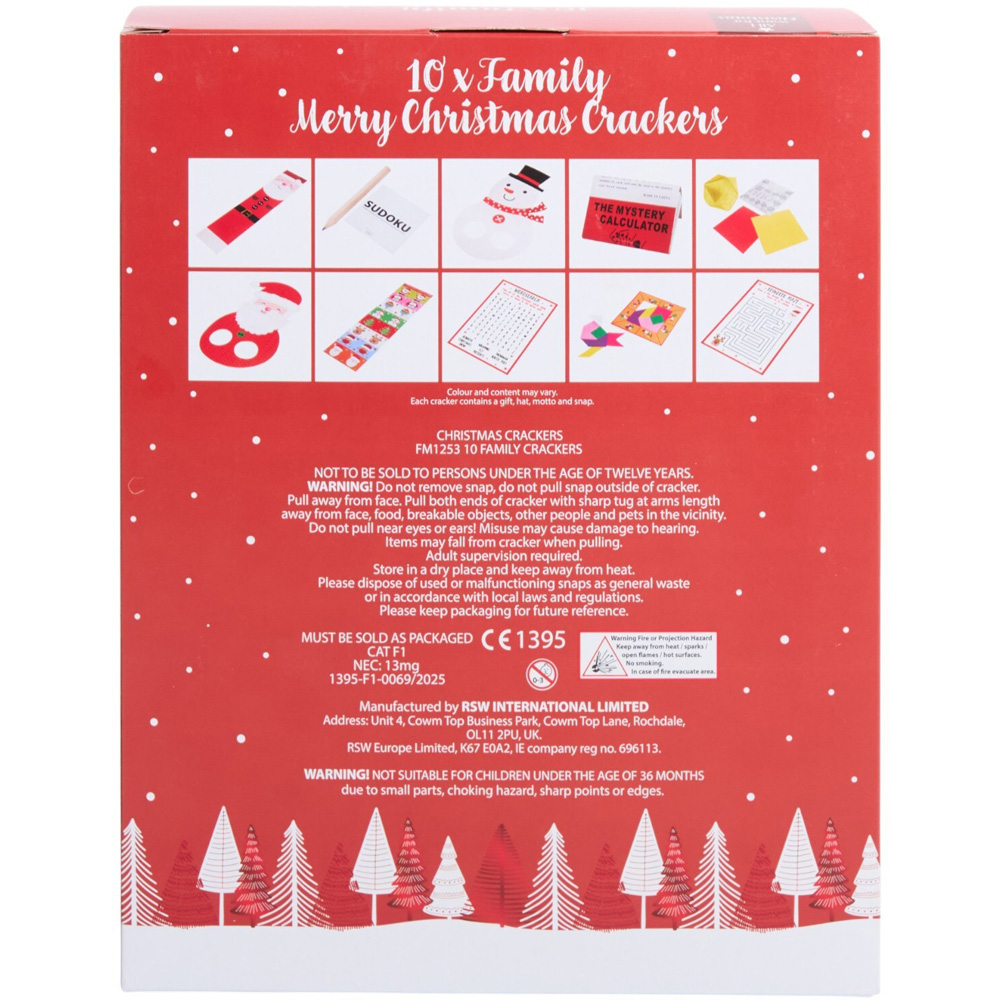 Pack of 10 Family Merry Christmas Crackers Image 2