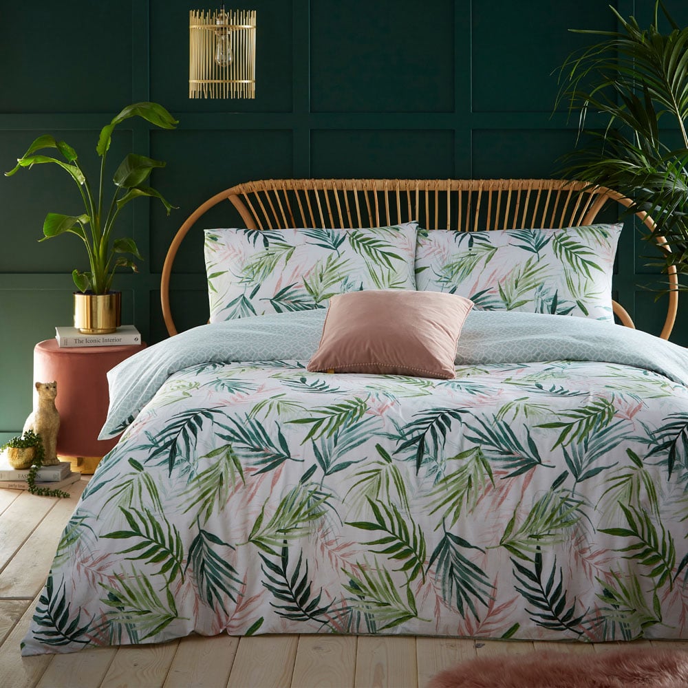 furn. Bali Palm Jungle Super King Green Duvet Set Image 1