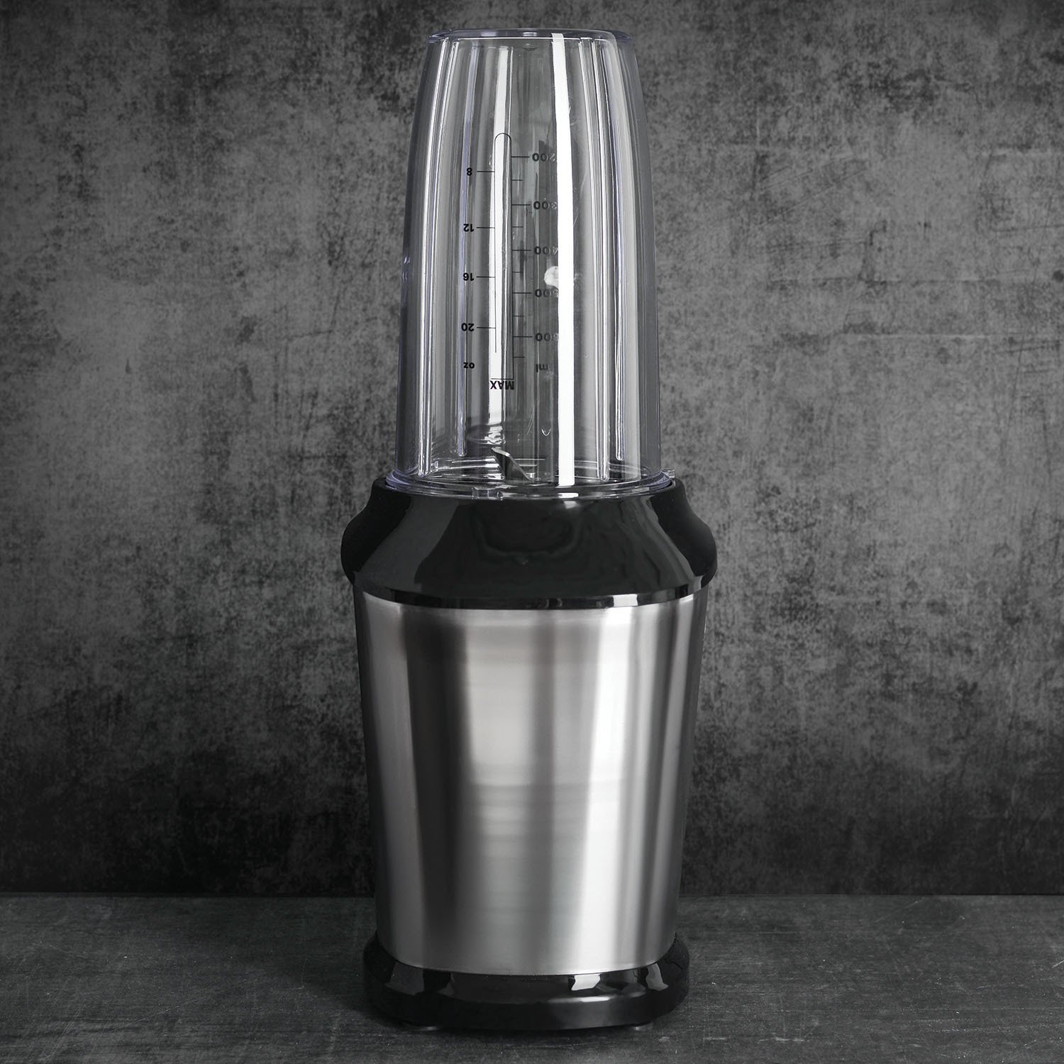 Nutrient Blender - Silver and Black Image 3