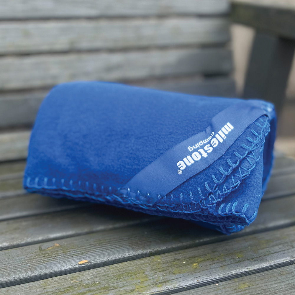 Milestone Camping Blue Thermal Fleece Blanket Image 2
