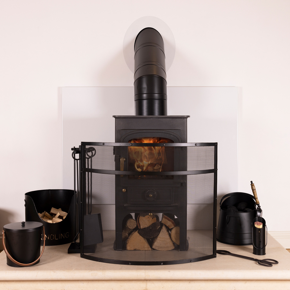 Charles Bentley Hornbeam Fireguard Image 2