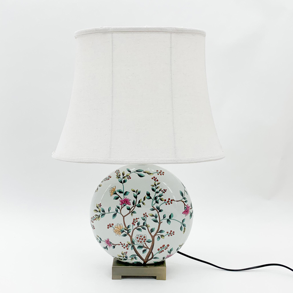Acacia Home White Linen Shade Table Lamp Image 3