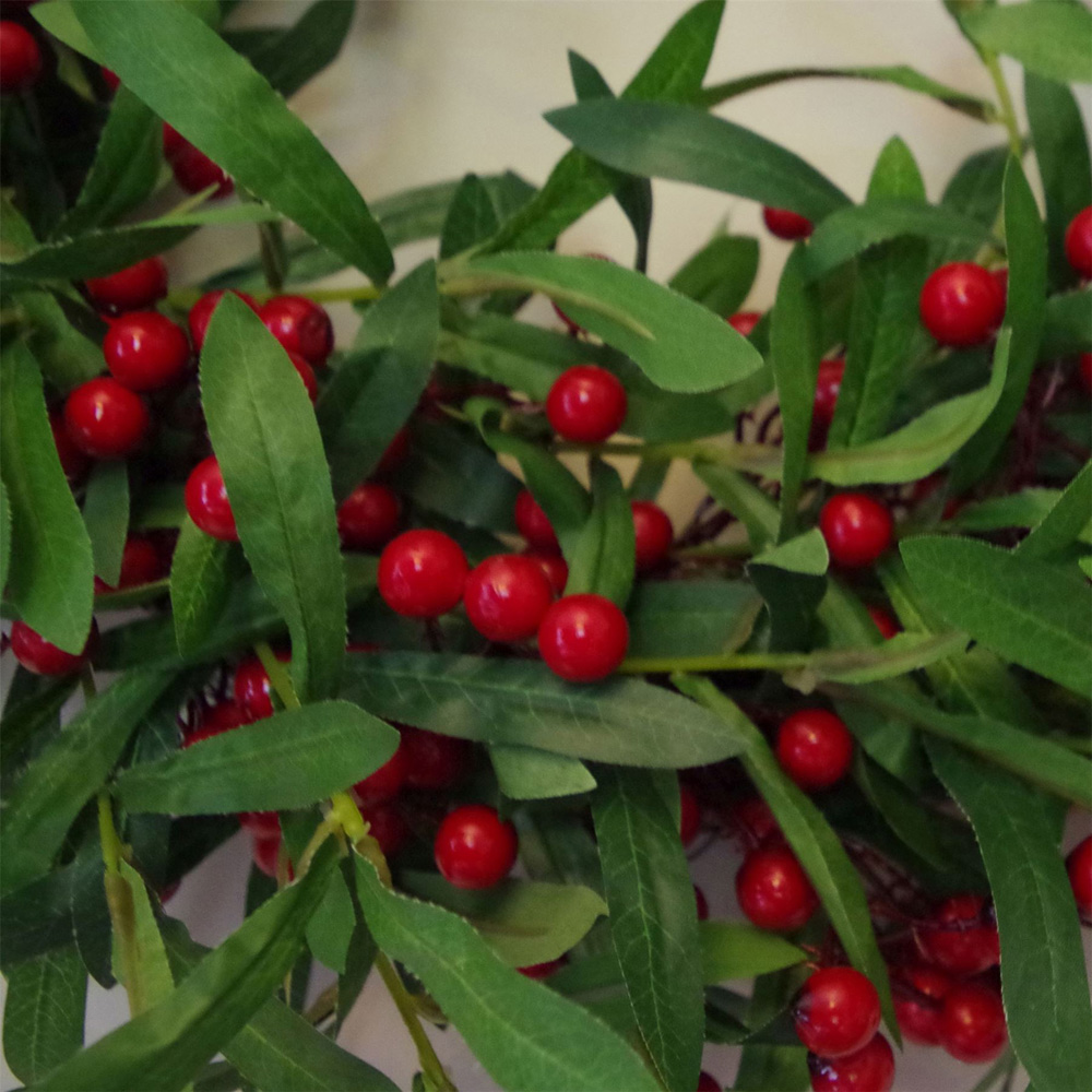 Leaf Luxury Christmas Mistletoe Leaf and Red Berry Floristry Wreath 60cm Image 3