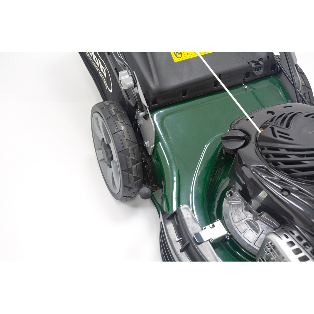 Webb Supreme 46cm Self Propelled High Wheel Petrol Rotary Lawn Mower Image 3