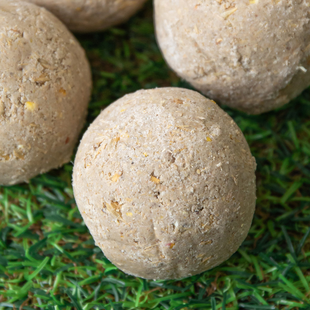 Samuel Alexander Bird Wildlife Nutritional Suet Fat Balls 6 Pack Image 4