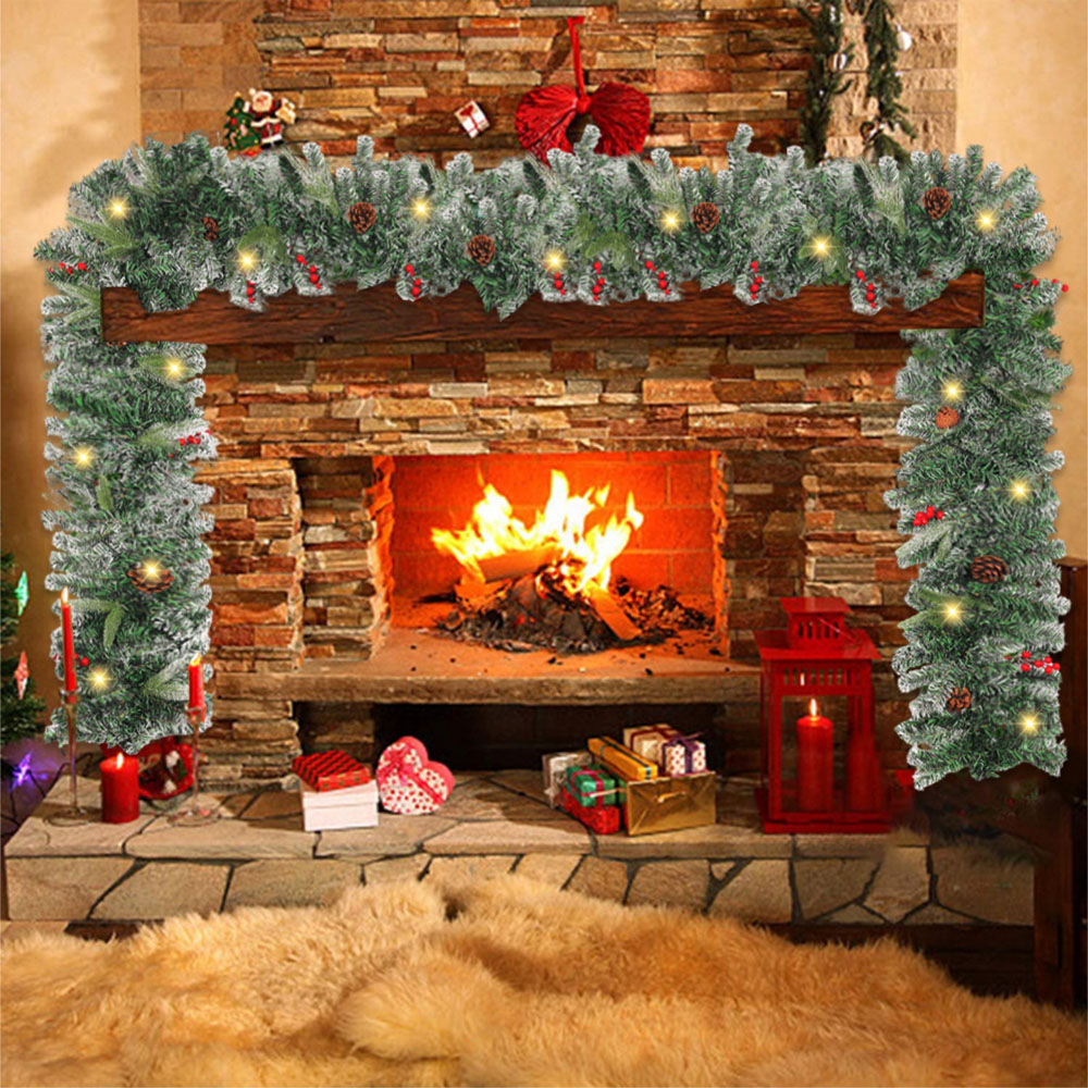Groundlevel Pre-Lit Christmas Garland Image 2