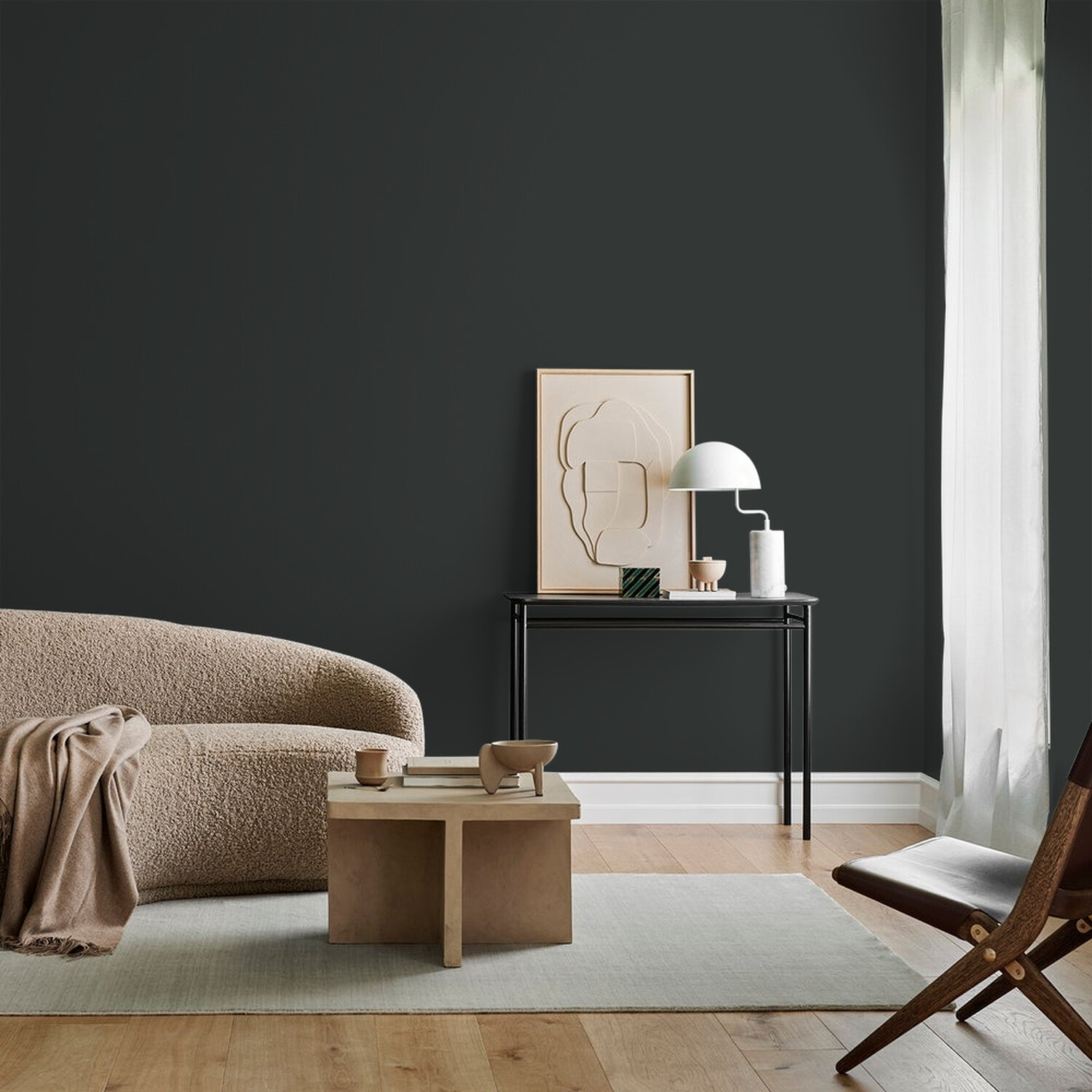 Johnstone's MY Colour Luxurious Durable Matt Paint Whitby Jet Image 3
