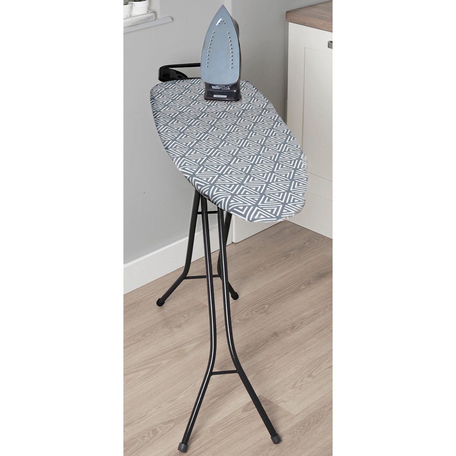 Geo Triangles Ironing Board - Grey Image 3