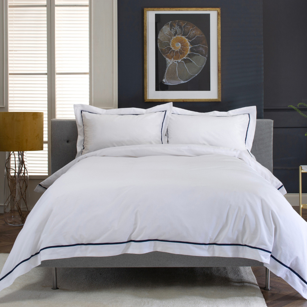 The Lyndon Company Hampstead Single Navy Duvet Set Image 1