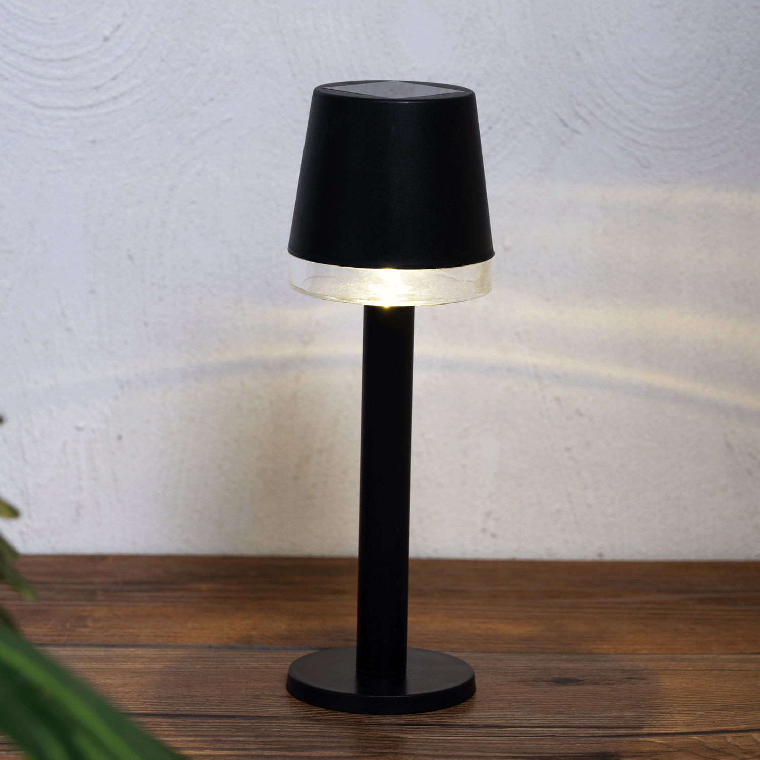 Solar Enzo Table Lamp Image 2