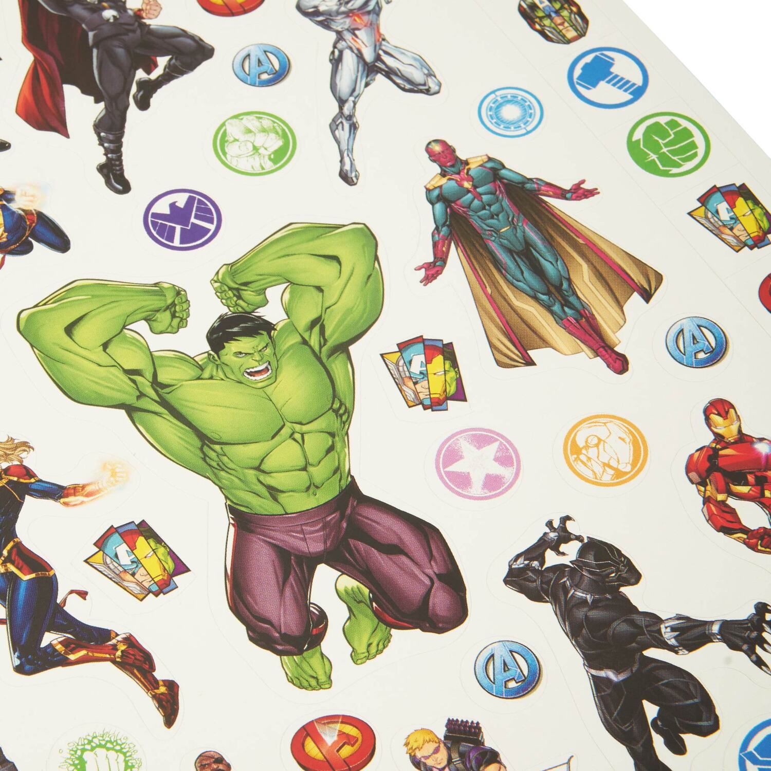 Marvel Avengers 500 Stickers Book Image 3