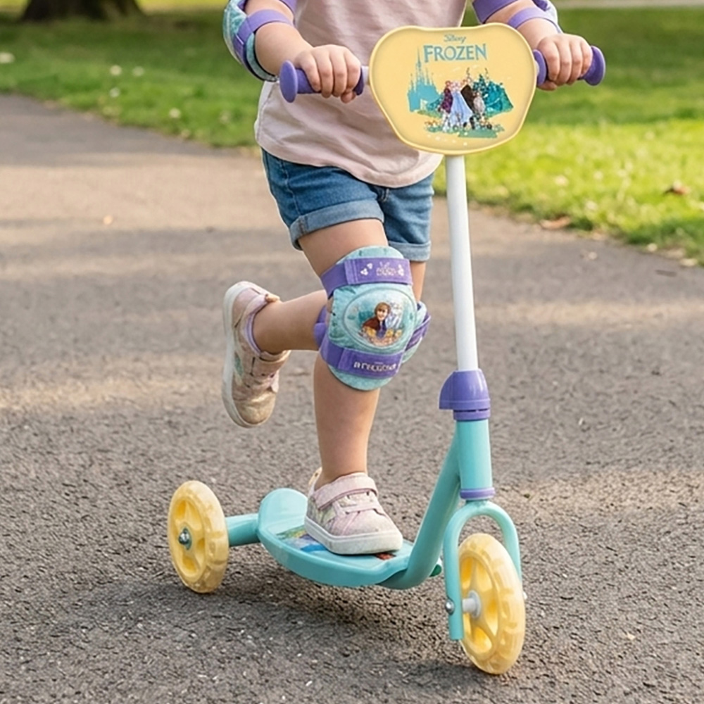 Mondo Kids Disney Frozen 3 Wheel My First Scooter with Lean-to-Steer Design Image 2