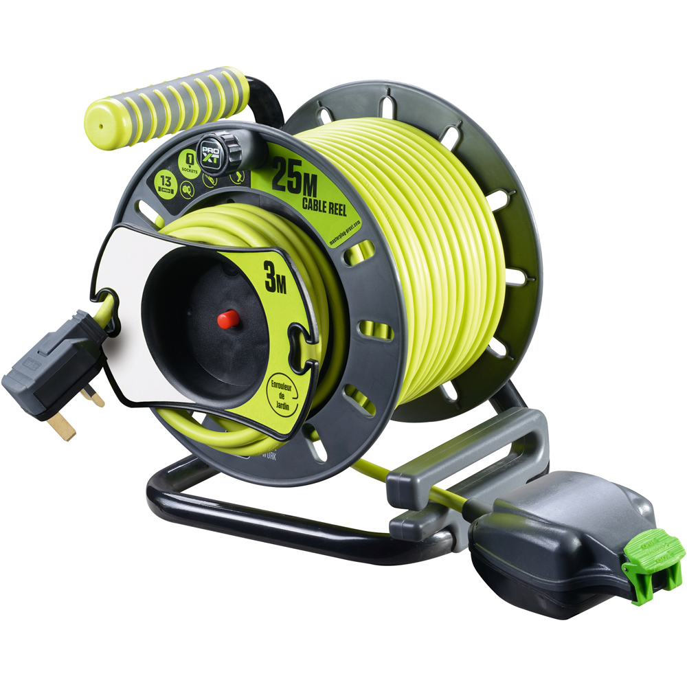 Masterplug 13A 1 Weatherproof Socket Reverse Medium Open Cable Reel 25m Image 3