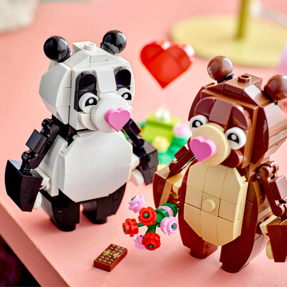 LEGO 40821 Love Bears Building Set 287 Piece Image 6