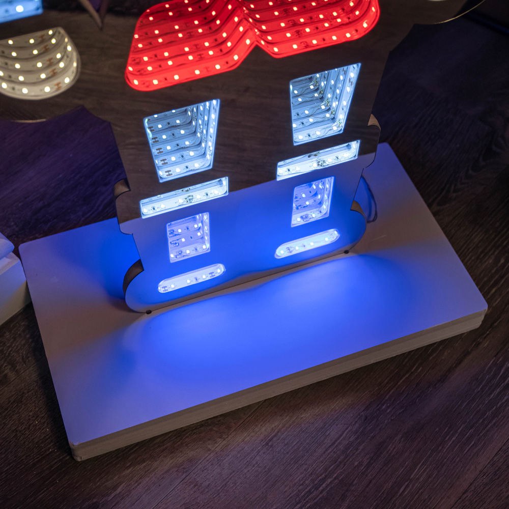 Samuel Alexander Multicolour LED Nutcracker Infinity Light 4ft Image 6