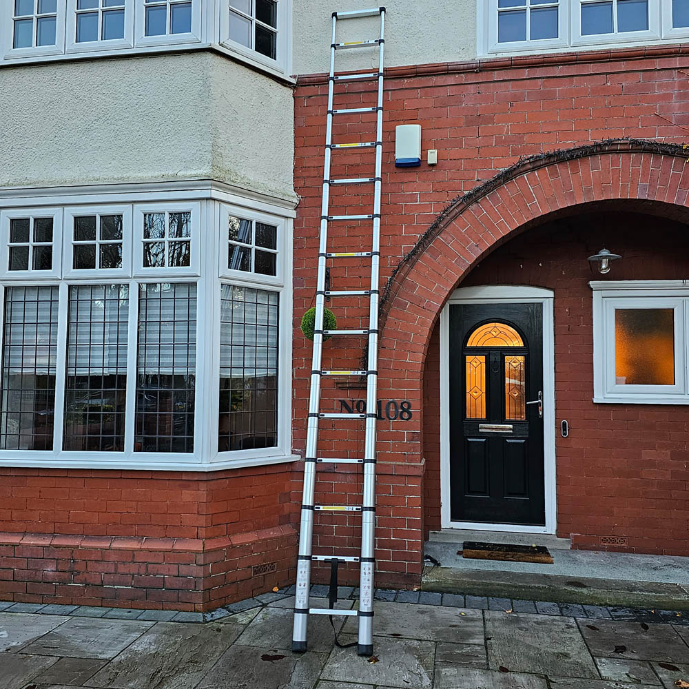 Samuel Alexander Aluminium Multi-Position Foldable Telescopic Loft Ladder 4.7m Image 7
