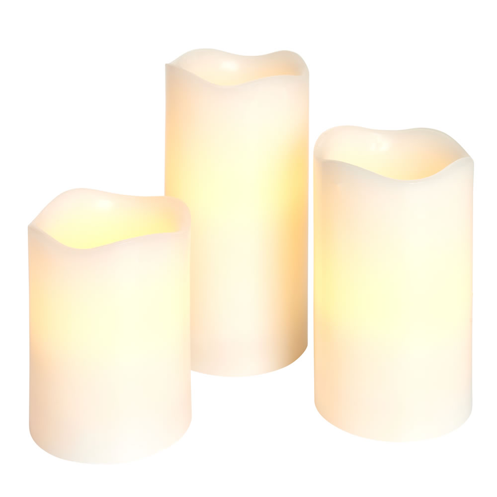 Wilko Pillar Candle LED 3pk Image 3