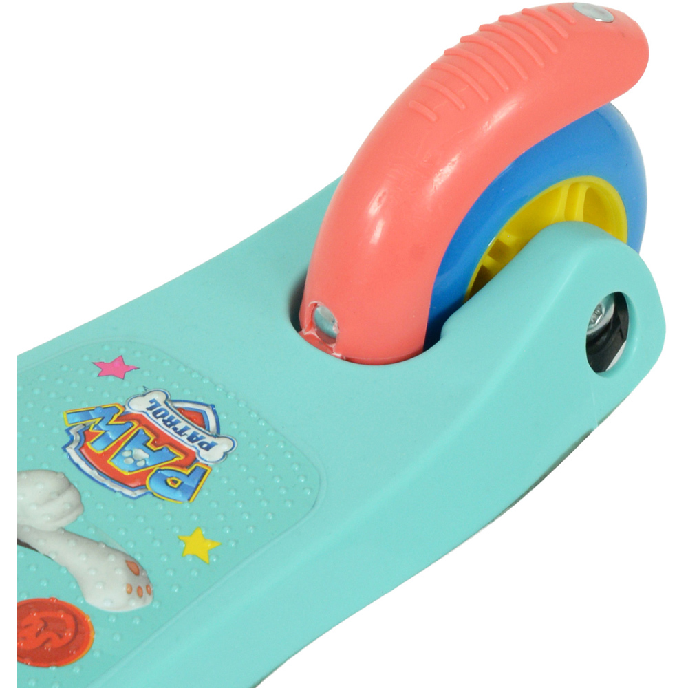 Paw Patrol Tilt N Glo Kids Scooter with Light Up Wheels Image 6