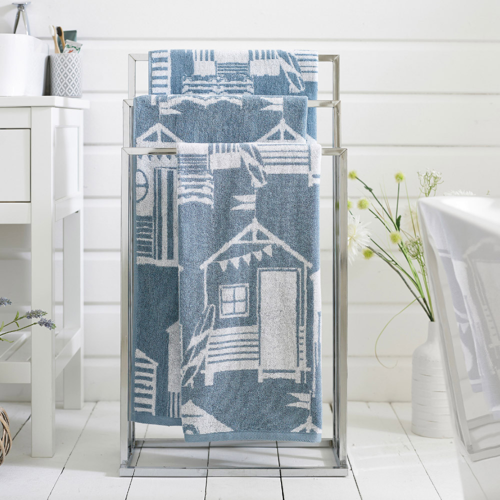 Lobster Creek Kings Parade Chambray Bath Sheet Image 2