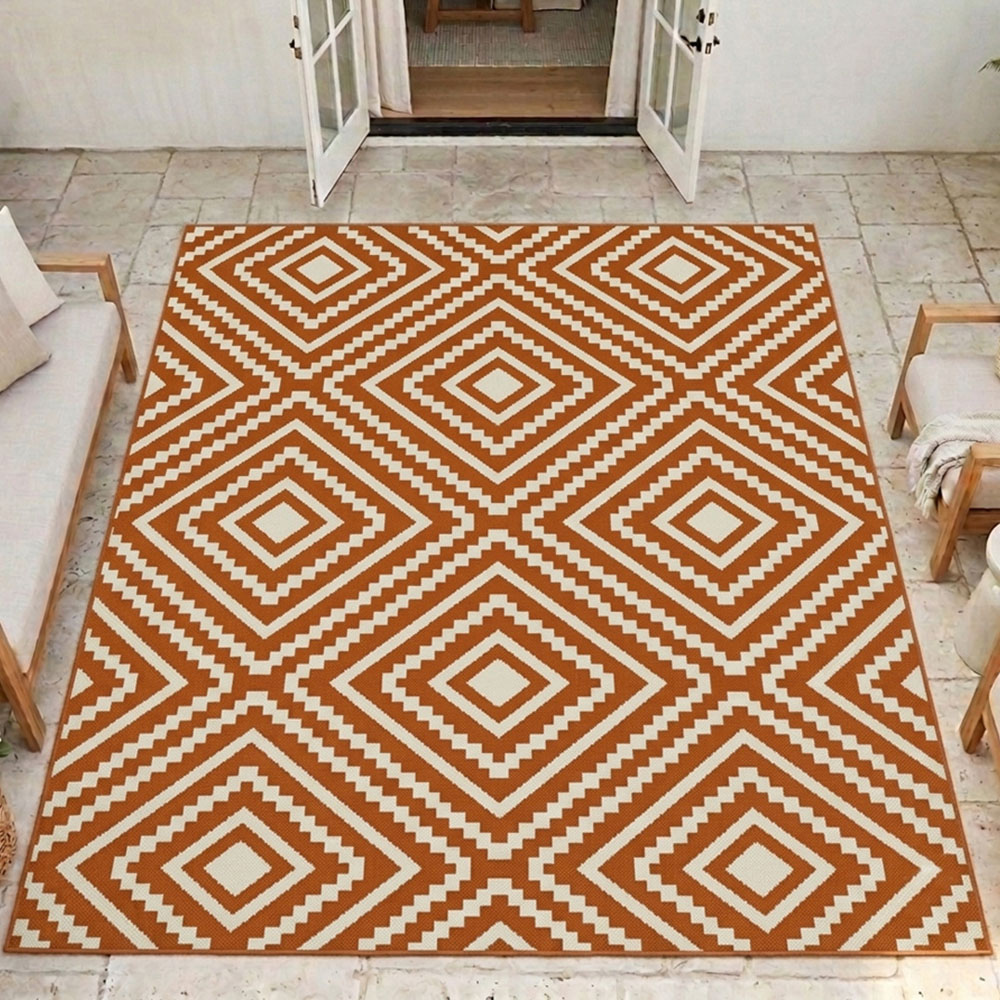 Portland Rugstyle Terracotta Large Diamond Rug 200 x 290cm Image 1