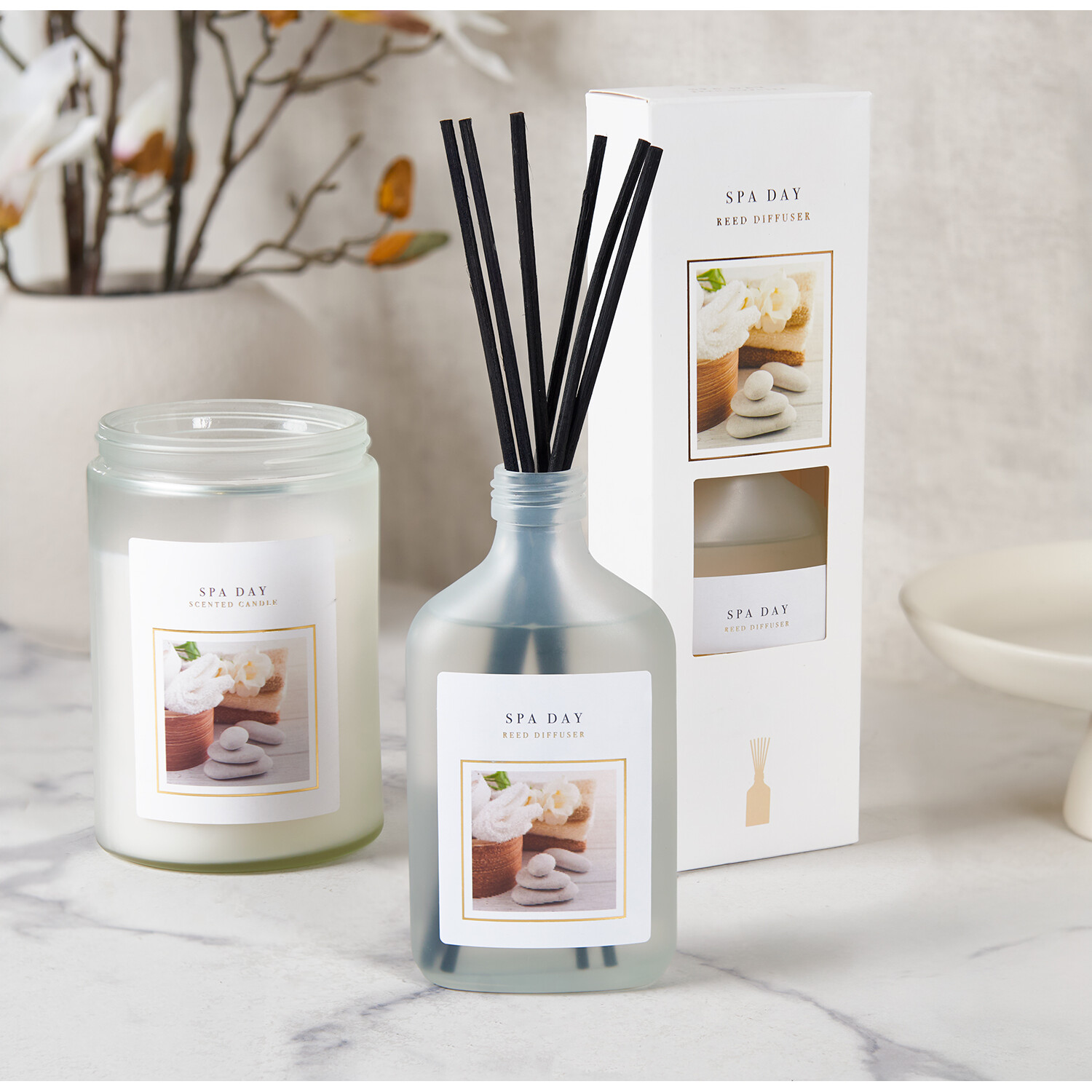 Spa Day Scented Candle Image 5