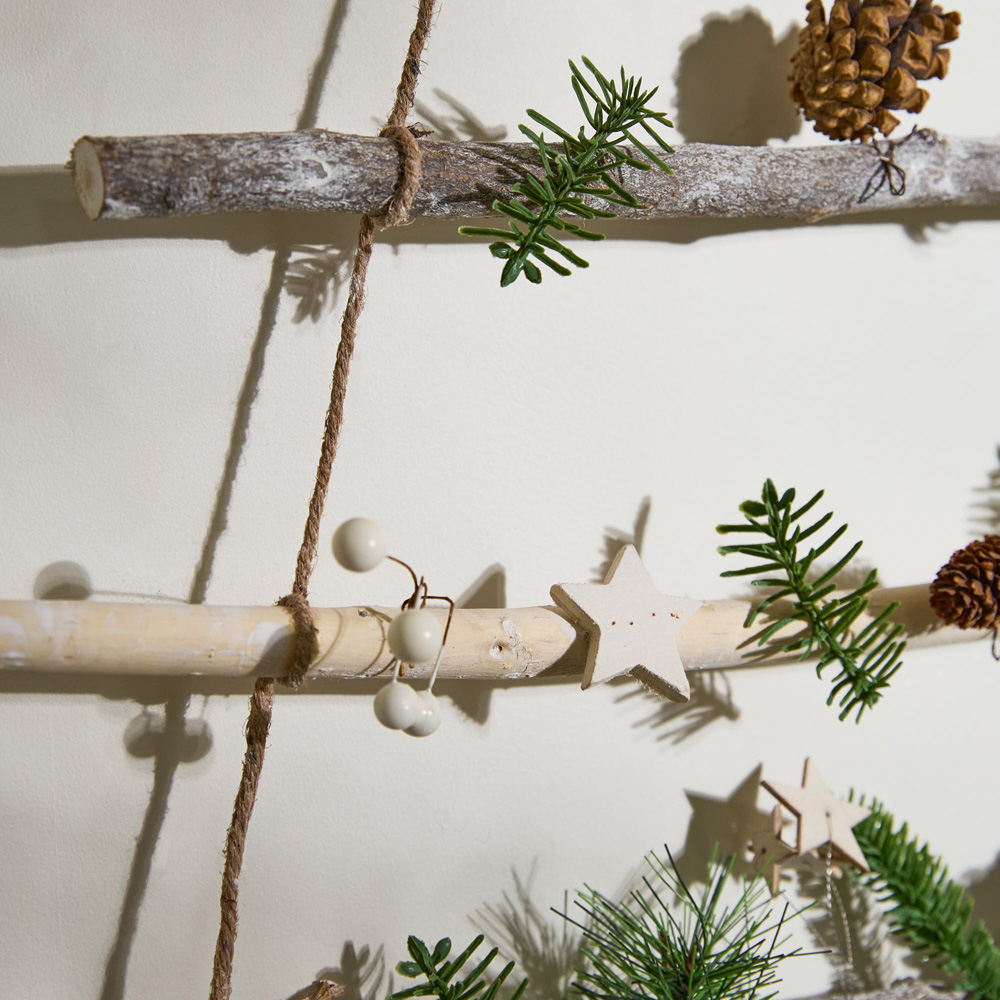 Dibor Winter Sparkle Wooden Star and Eucalyptus Leaves Christmas Tree Ladder Decoration 88cm Image 5