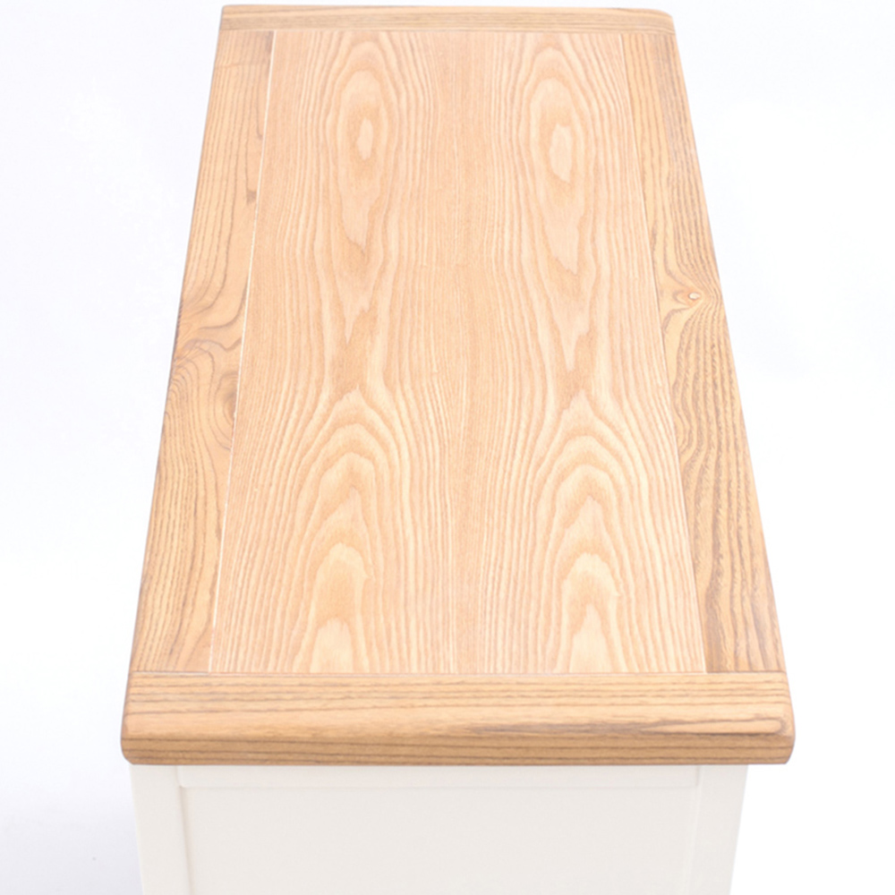 Tropea 4 Drawer Off White Chest of Drawers with Brass Drop Handles Image 6