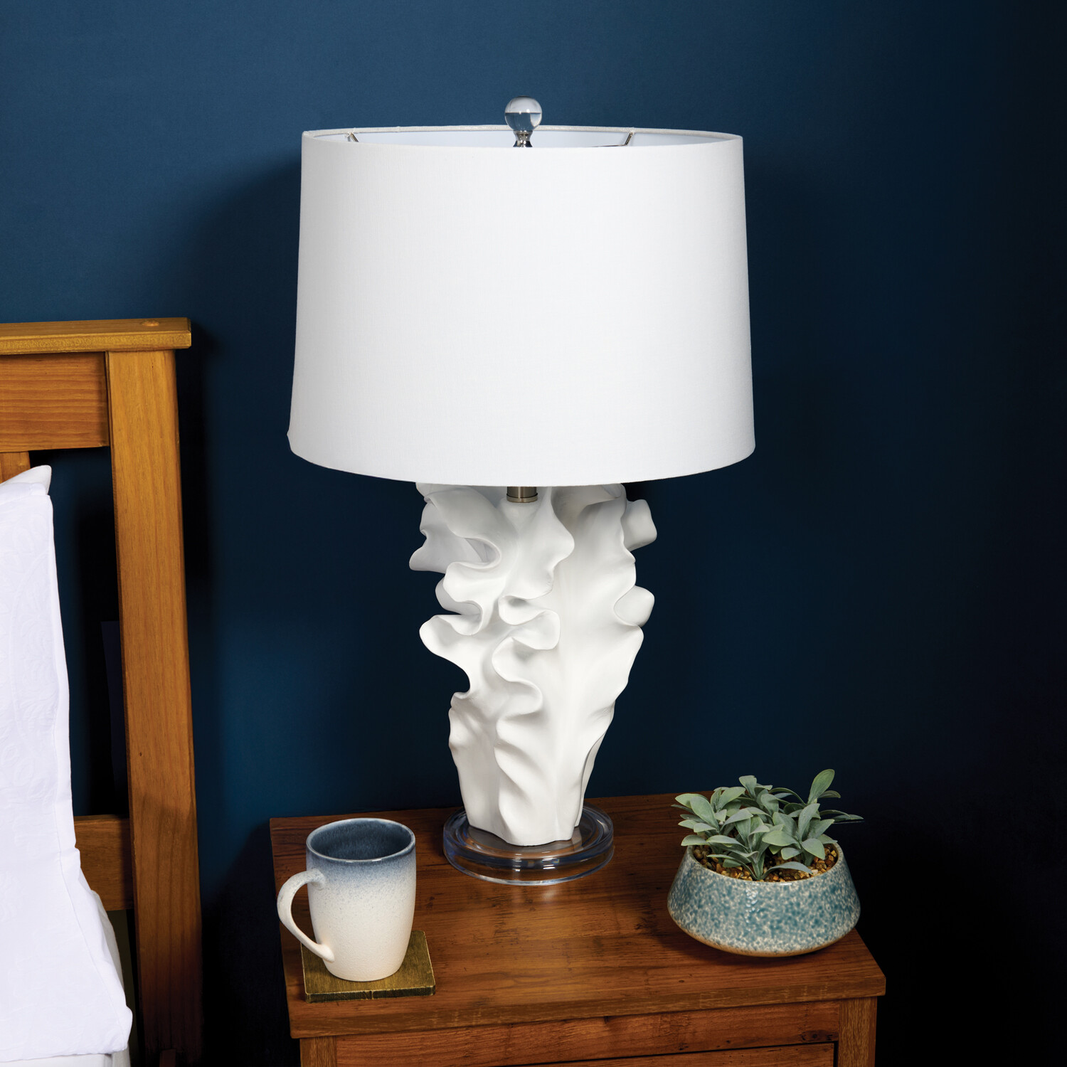 Kaira Table Lamp White Image 2