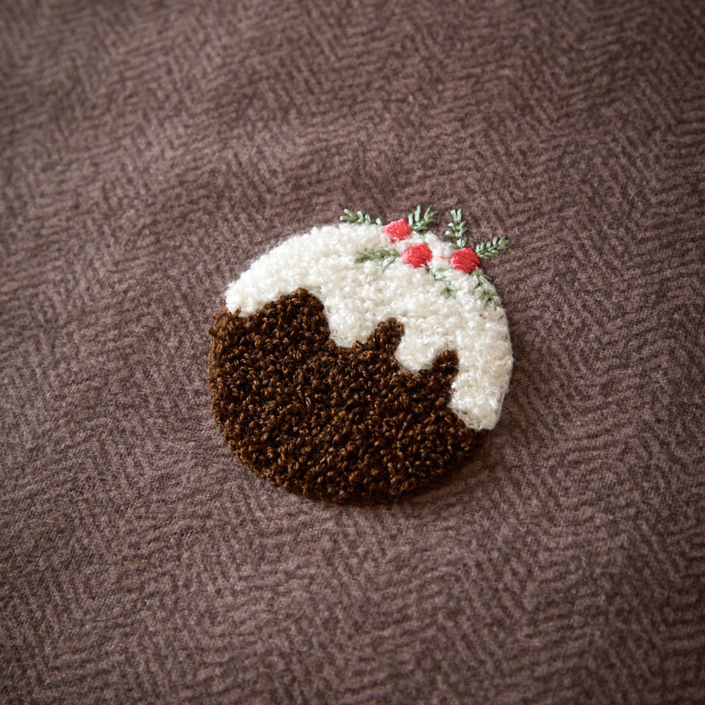 Furn Double Chocolate Christmas Pudding Tufted Duvet Cover Set Image 4