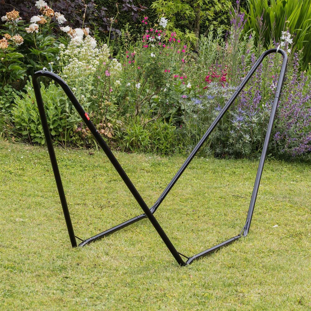 Harbour Housewares Black Garden Hammock Stand Image 2