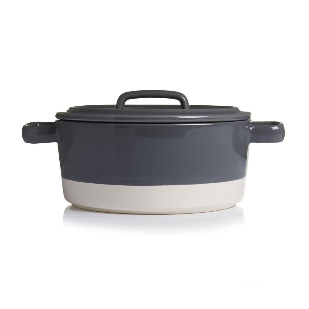 Wilko Round Casserole Dish Grey and White 24cm Wilko