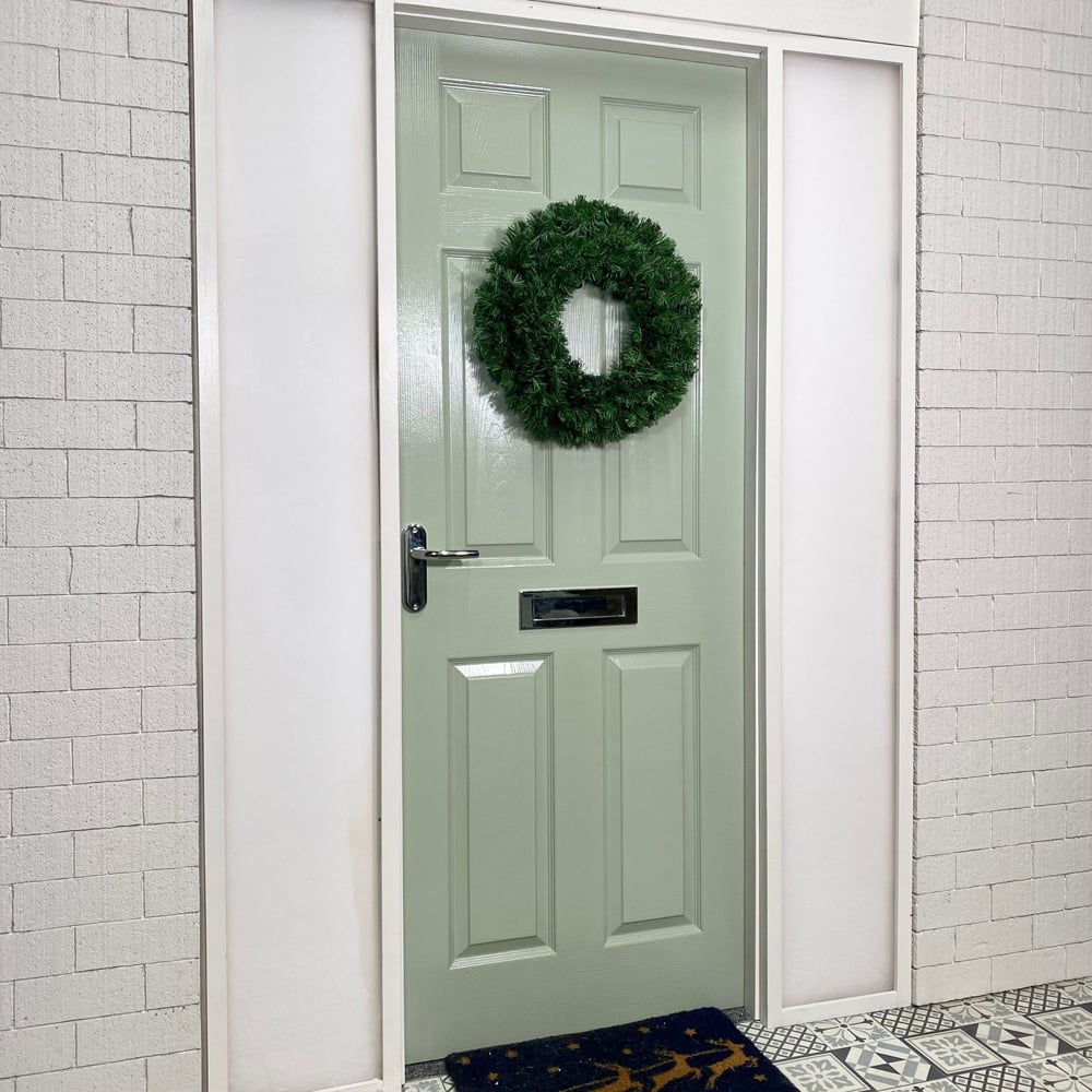 Samuel Alexander Plain Green and Brown Canadian Pine Artificial Christmas Wreath 40cm Image 2