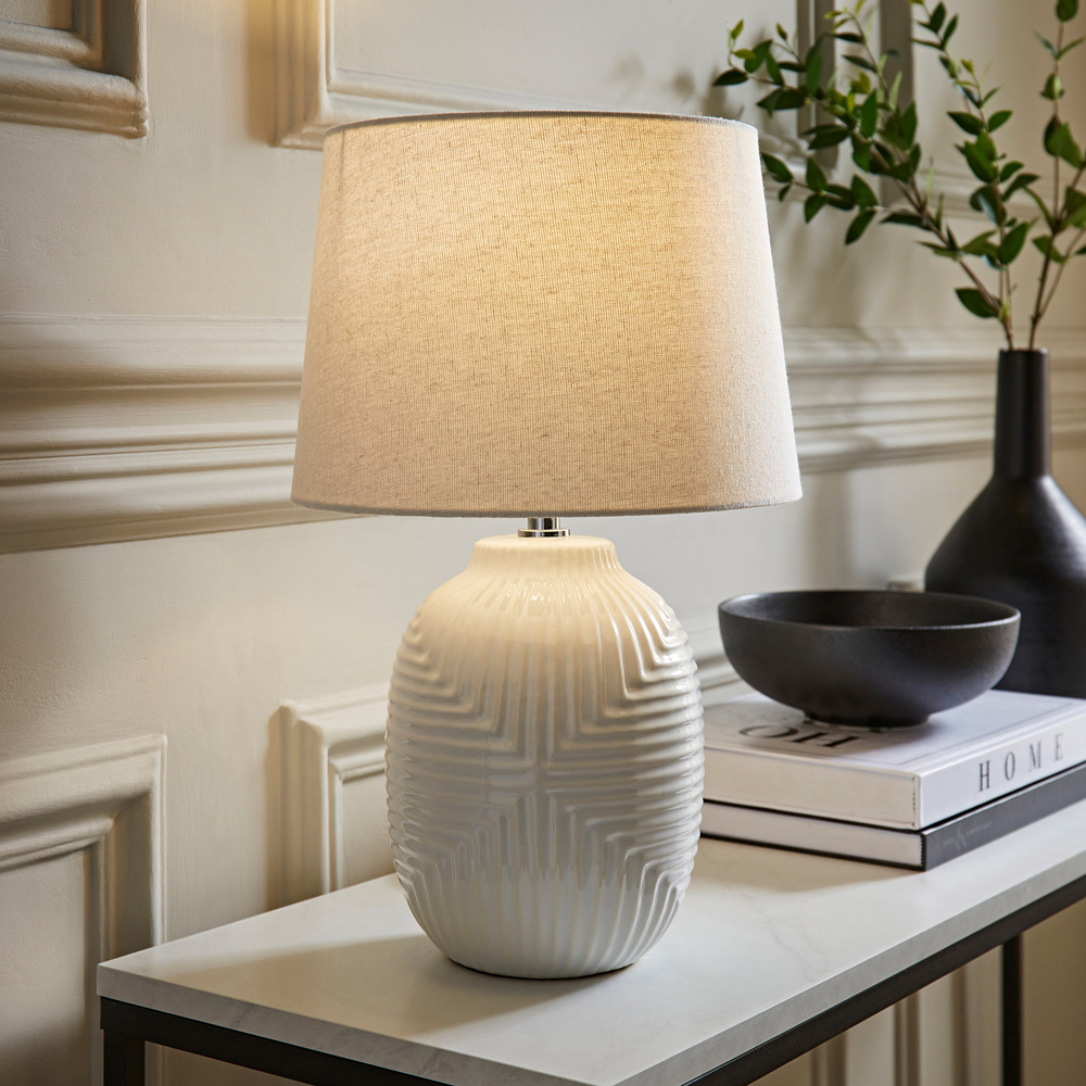 ValueLights Harrison Taper Shade White Geo Ribbed Pattern Gloss Medium LED Table Lamp Image 2