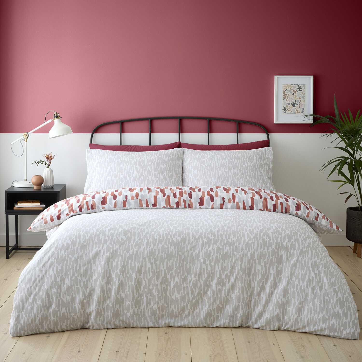 Ellison Rust Double Duvet Set Image 2
