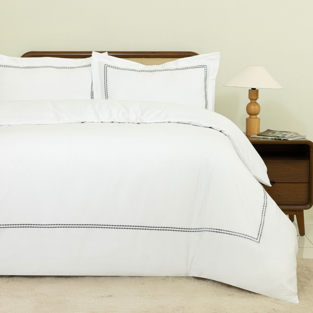 MHG Living Double Kensington Grey 200 Thread Count Duvet Cover Set Image 1