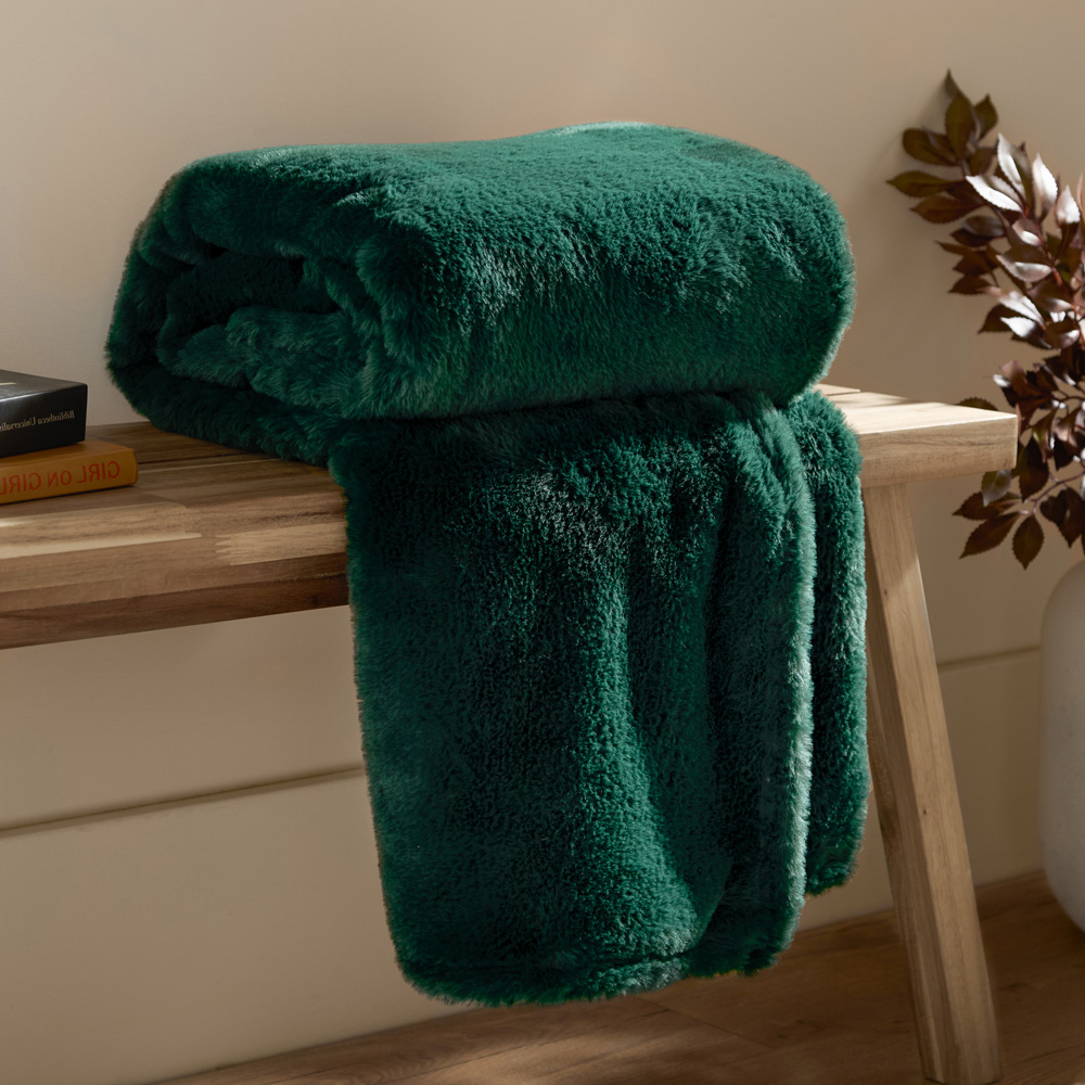 Furn Kallu Needle Green Double-Sided Faux Fur Throw 130 x 180cm Image 2