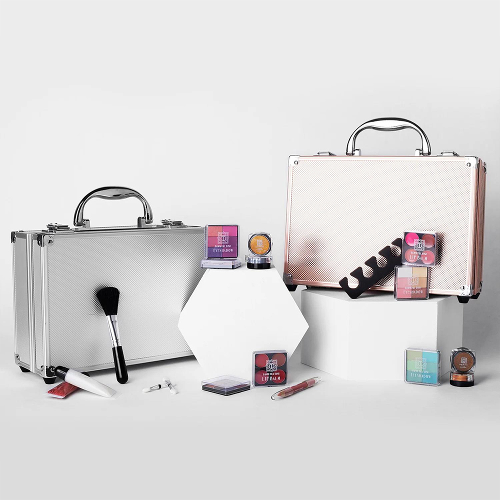 Envie Dawn Till Dusk 80 Piece Make Up Set with Silver Storage Box Image 7