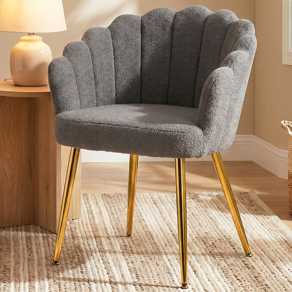 HOMCOM Grey Faux Lamb Wool Petal-Back Lounge Chair Image